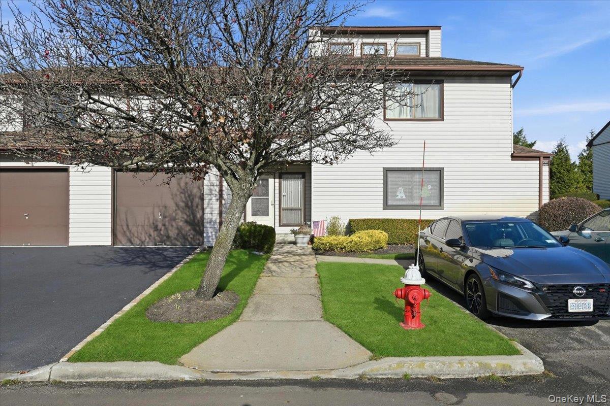 100 Daly Boulevard # 2103, Oceanside, NY 11572