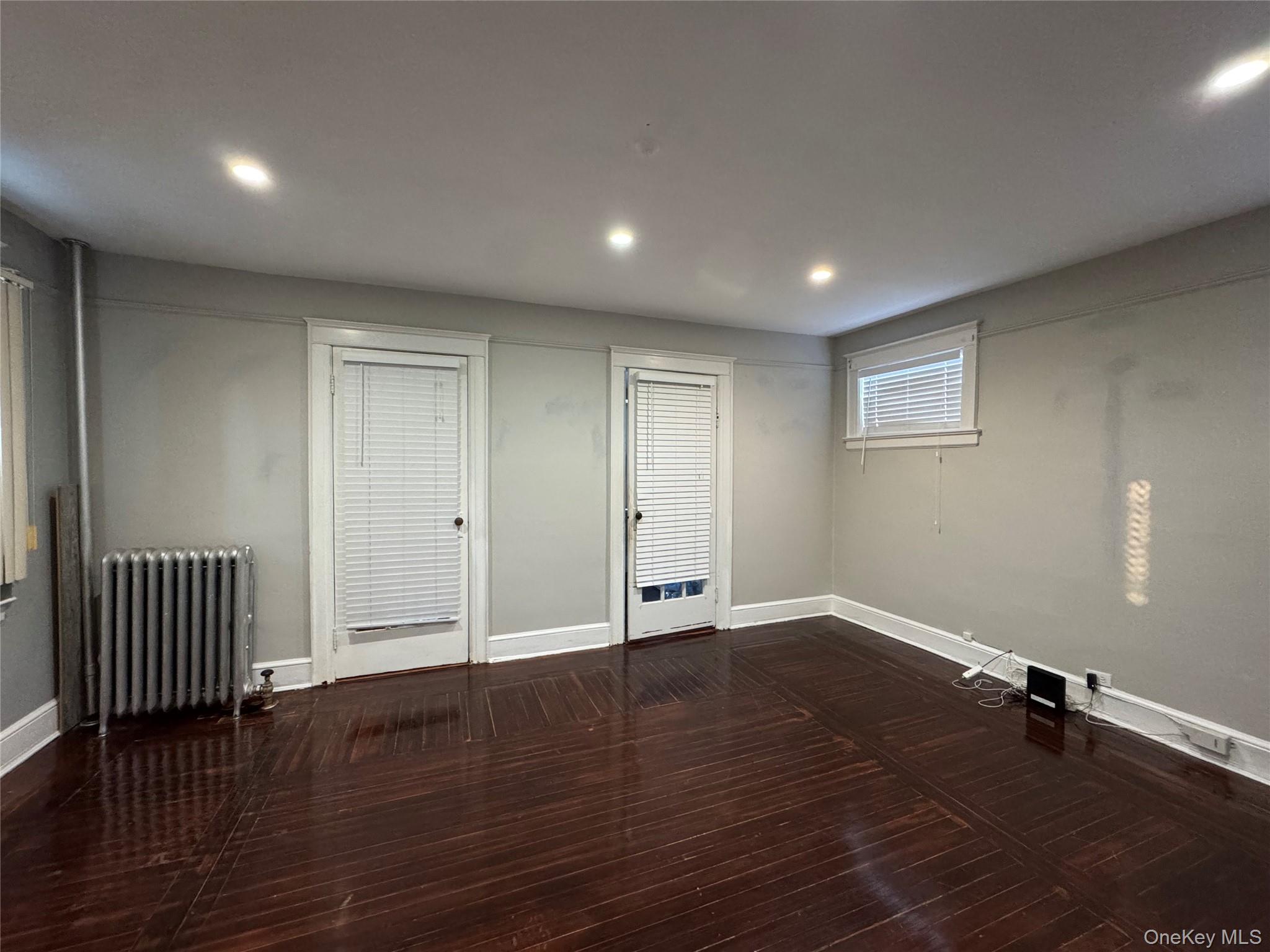 19 Hamilton, Hempstead, NY 11550