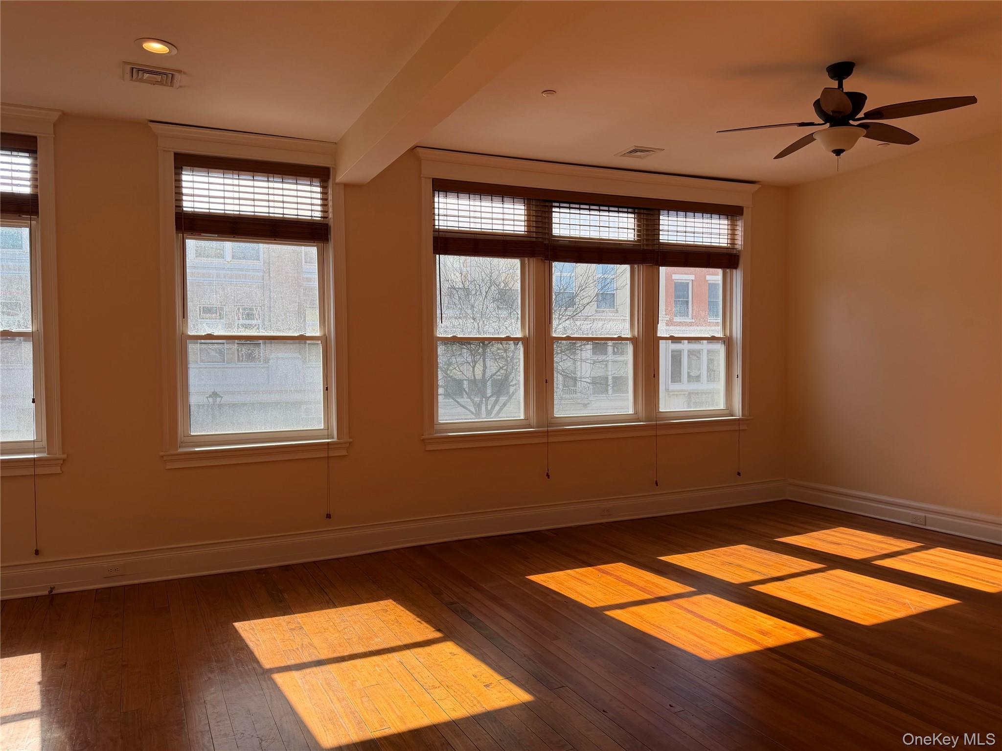 337 Main Street # 2F, Poughkeepsie, NY 12601