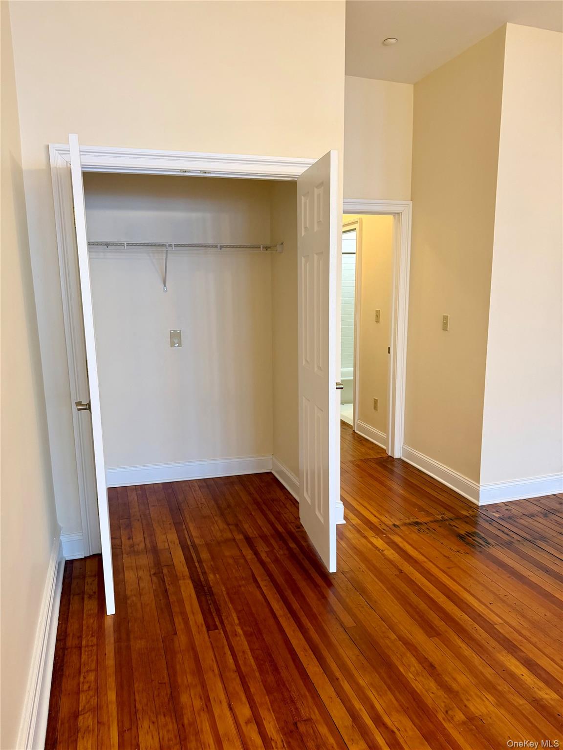 337 Main Street # 2F, Poughkeepsie, NY 12601