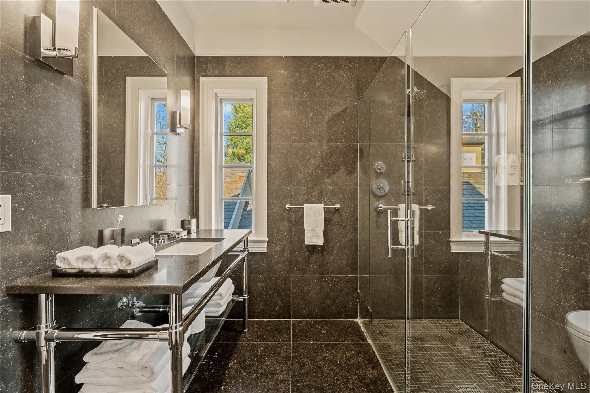 8 Serenite Lane, Muttontown, NY 11791