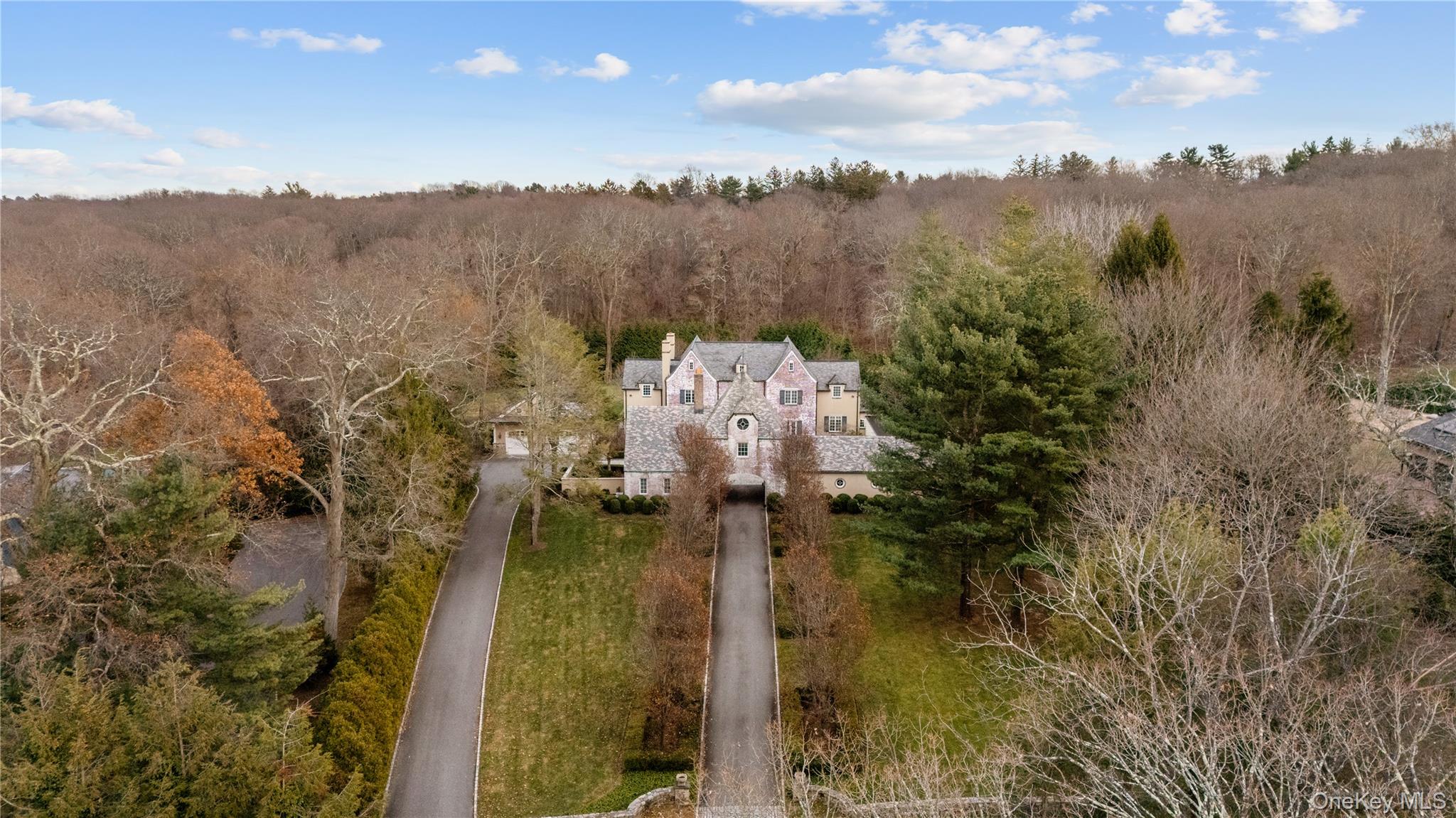 8 Serenite Lane, Muttontown, NY 11791