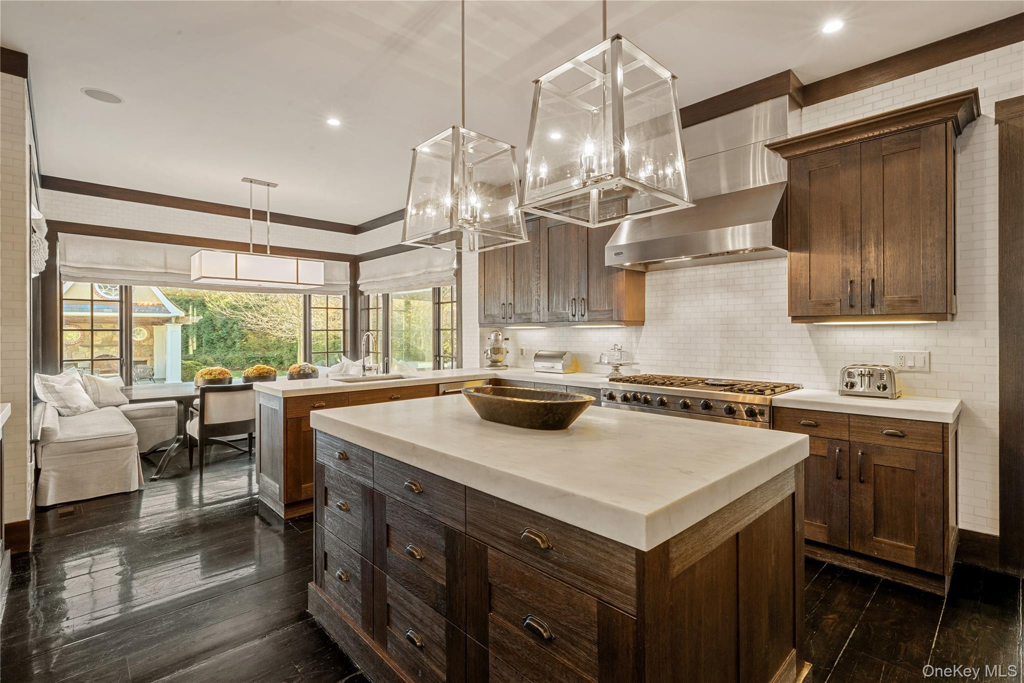 8 Serenite Lane, Muttontown, NY 11791