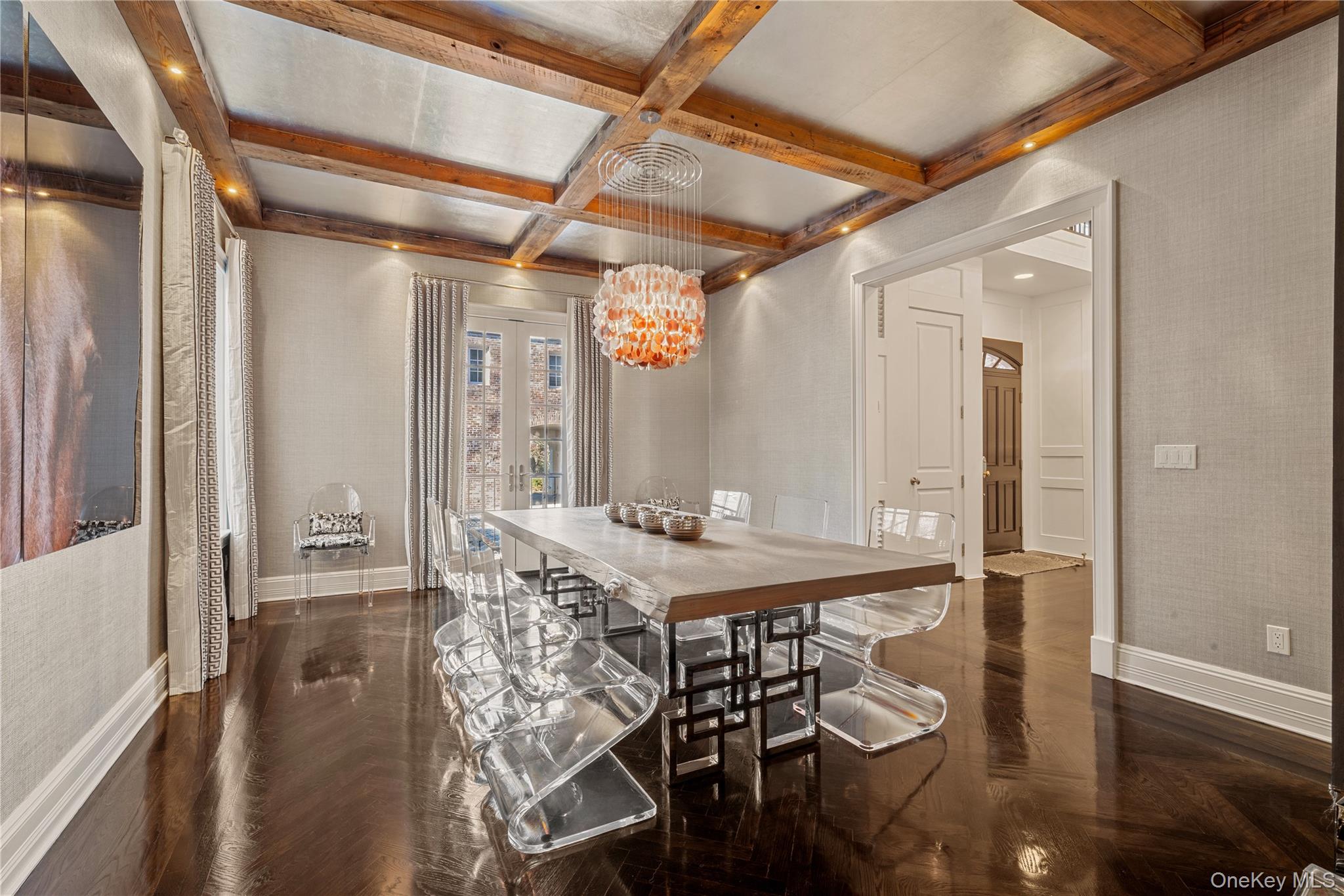 8 Serenite Lane, Muttontown, NY 11791