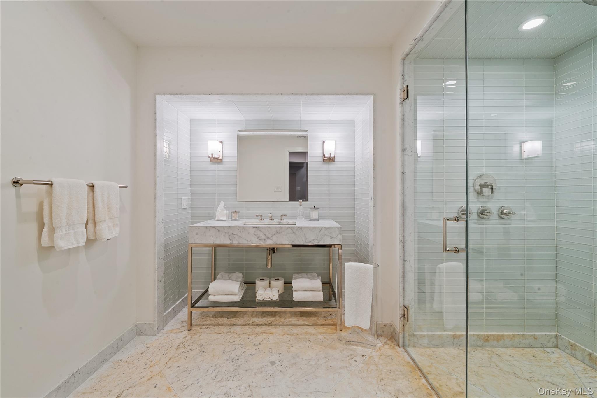 8 Serenite Lane, Muttontown, NY 11791