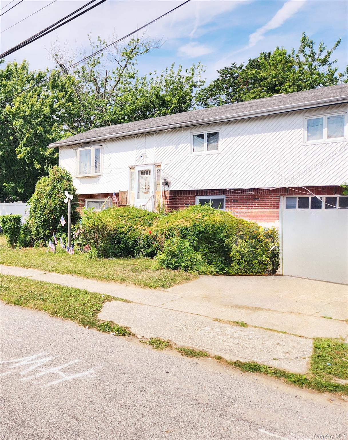 1090 Pinebrook, West Hempstead, NY 11552