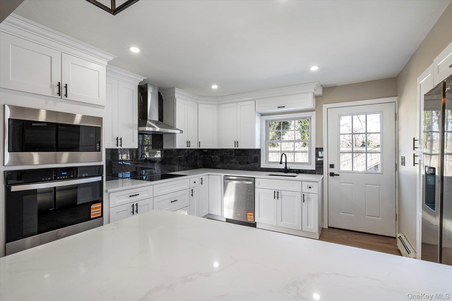 41 Embargo Place, North Babylon, NY 11703