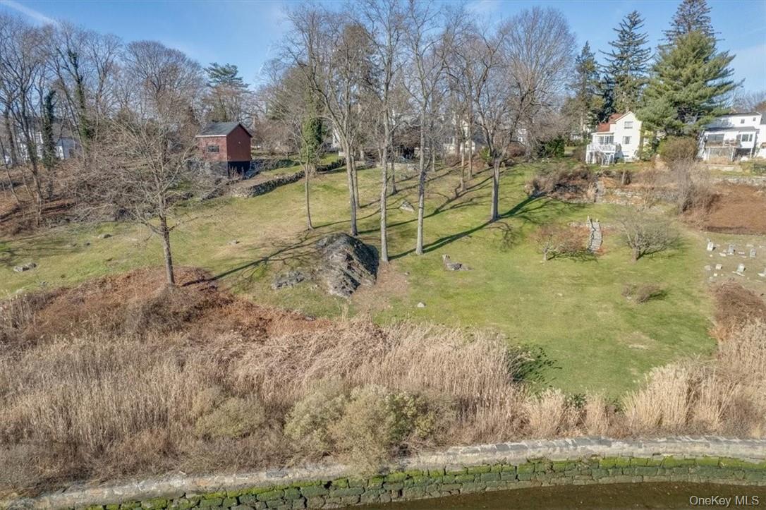 729 Stuart Avenue, Mamaroneck, NY 10543