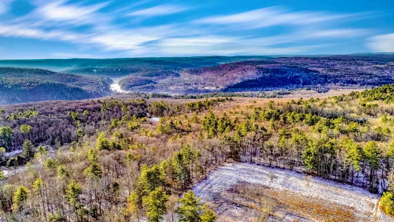 111 Mail Road, Barryville, NY 12719