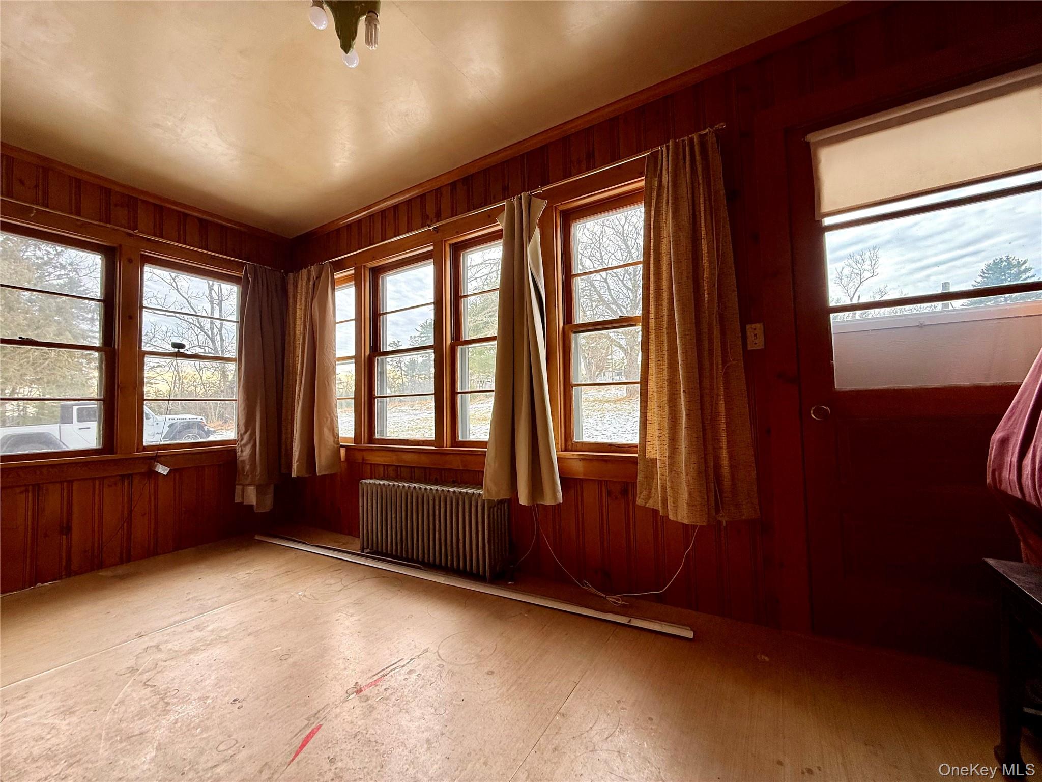 111 Mail Road, Barryville, NY 12719