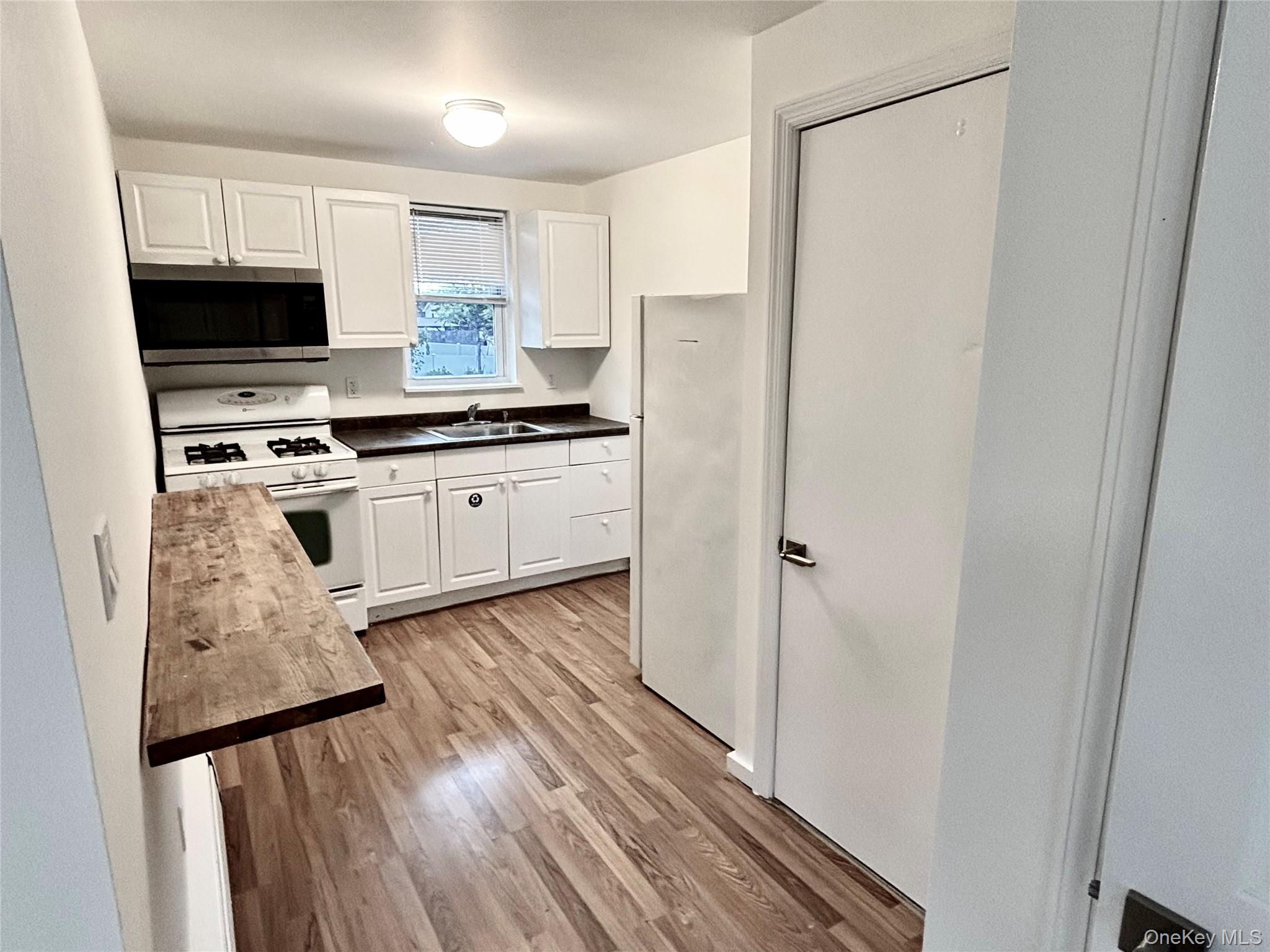 28 Davis # 2, Beacon, NY 12508