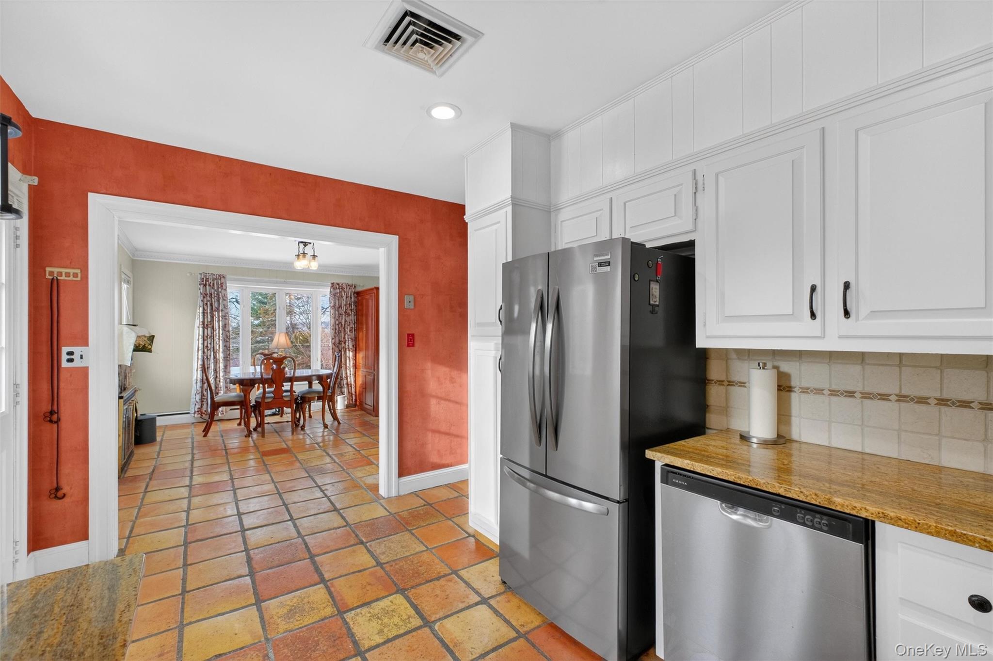 29 Walton Drive, Mahopac, NY 10541