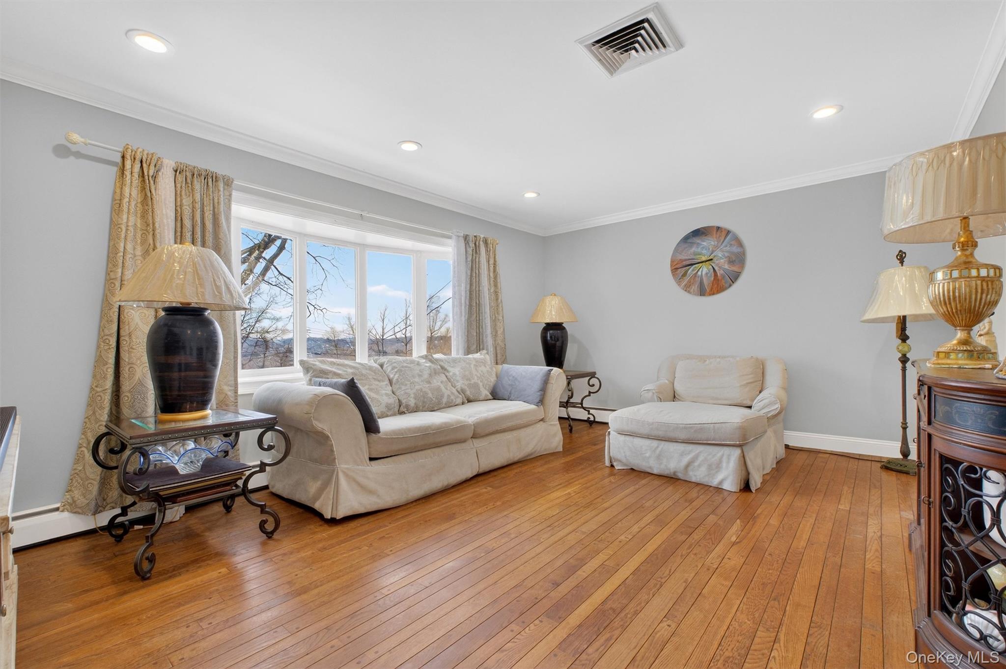 29 Walton Drive, Mahopac, NY 10541