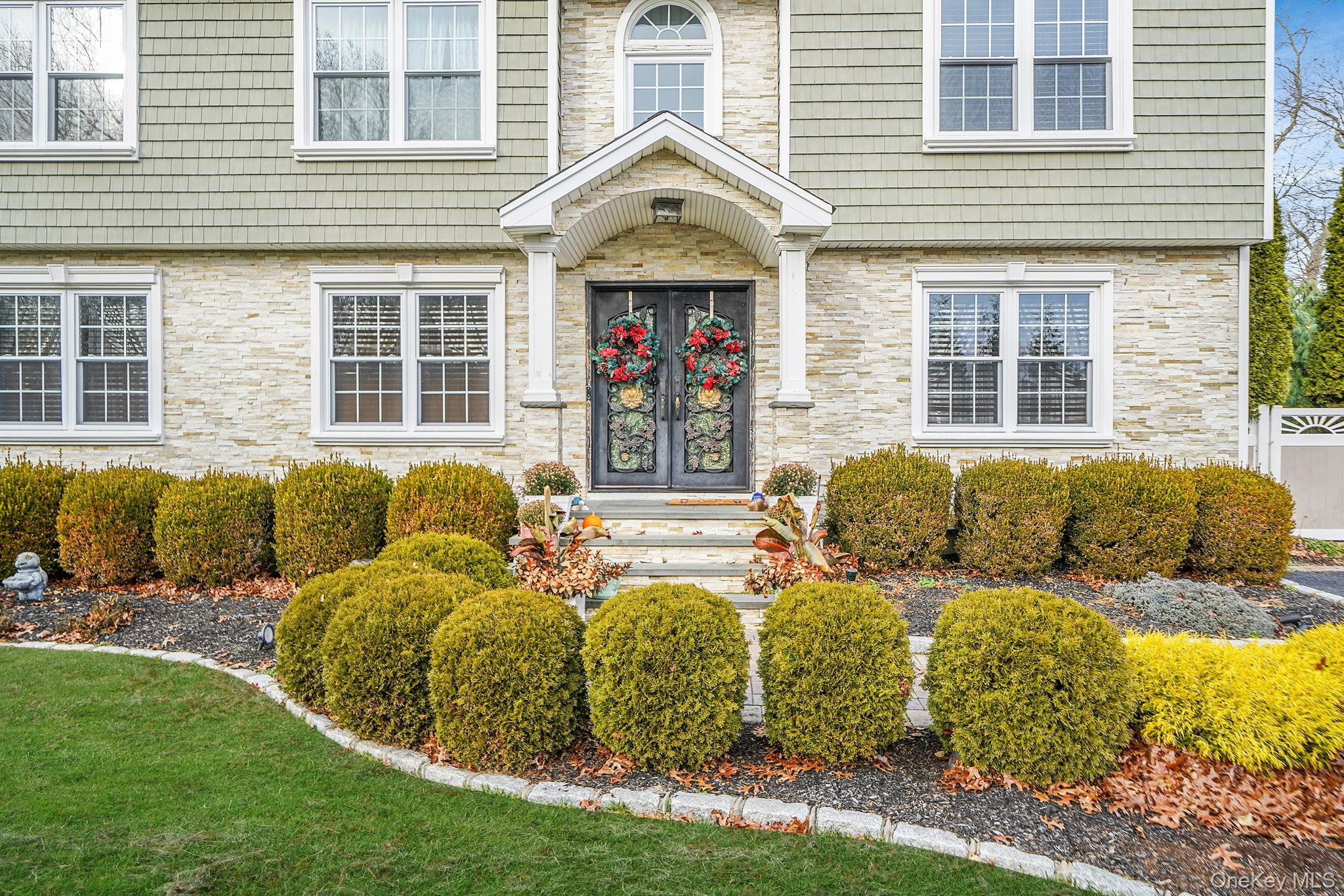 31 Southaven Avenue, Mastic, NY 11950