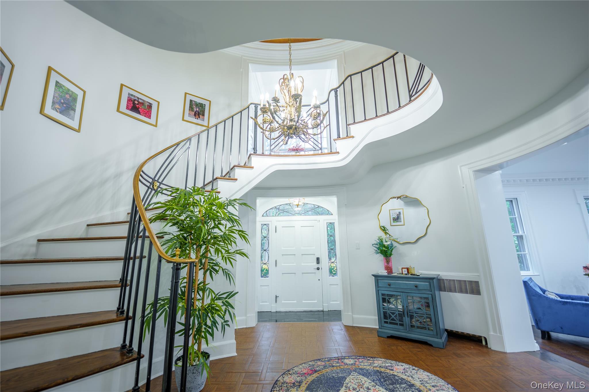 10 Hidden Pond, Muttontown, NY 11545