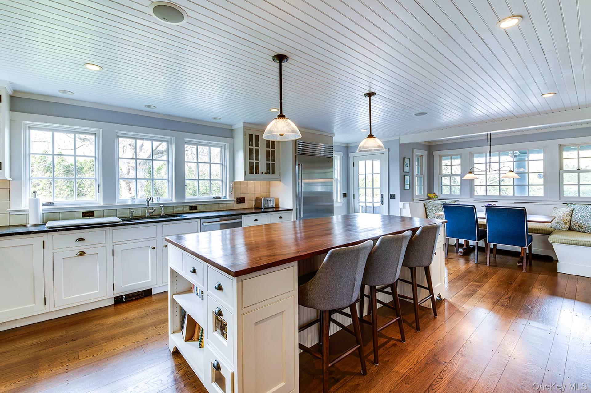 53 McGuirk Street, East Hampton, NY 11937