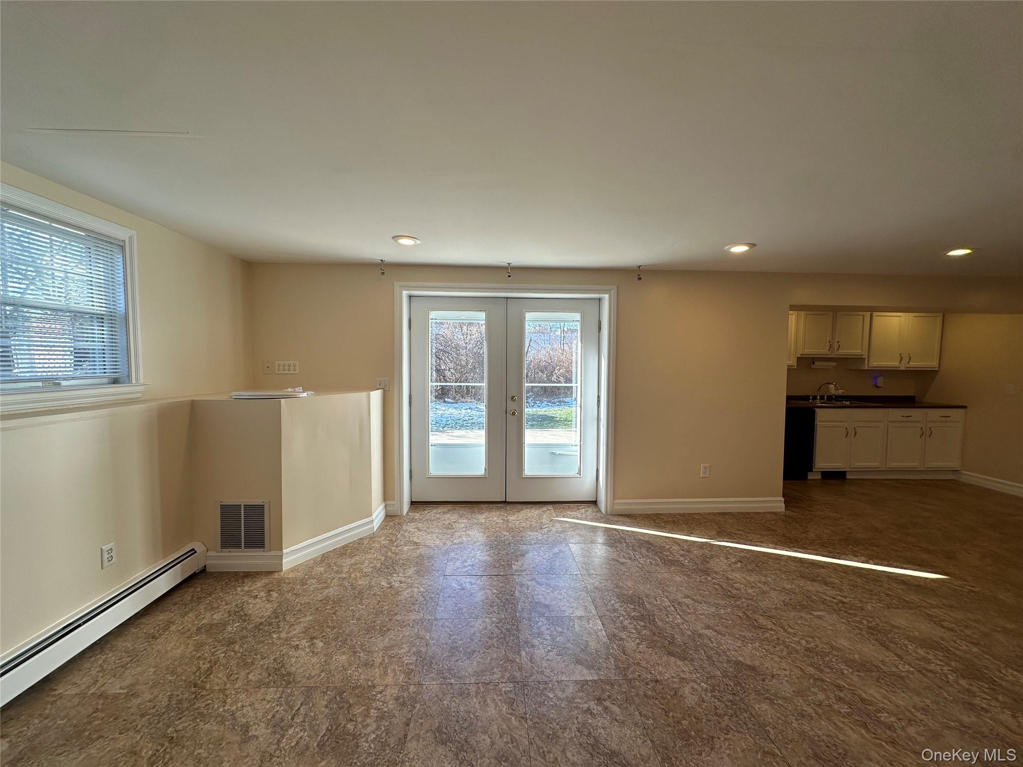 27 Meadow Street, Newburgh, NY 12550