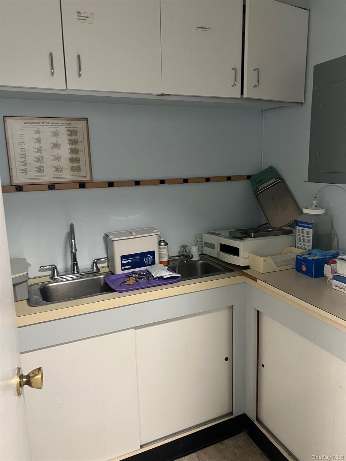 118 Nassau Road, Huntington, NY 11743