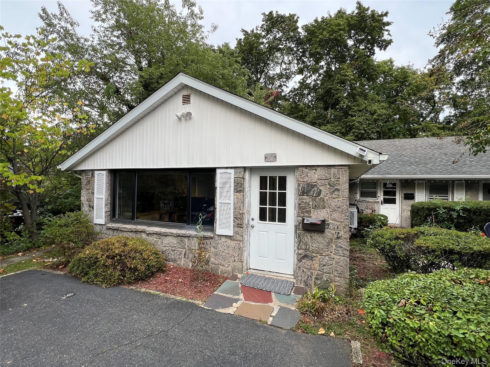 118 Nassau Road, Huntington, NY 11743