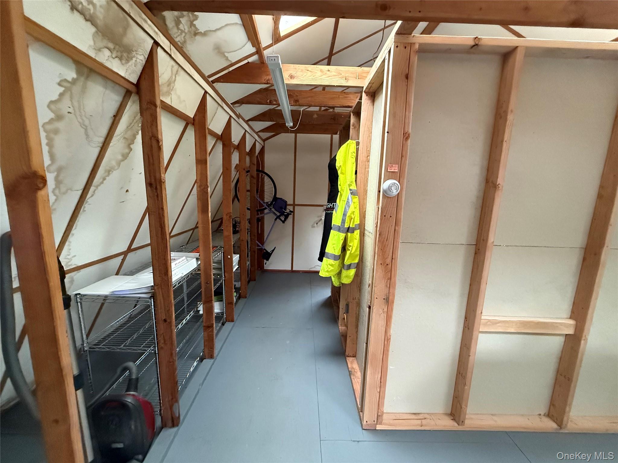 39 Cedar Drive, Southampton, NY 11968