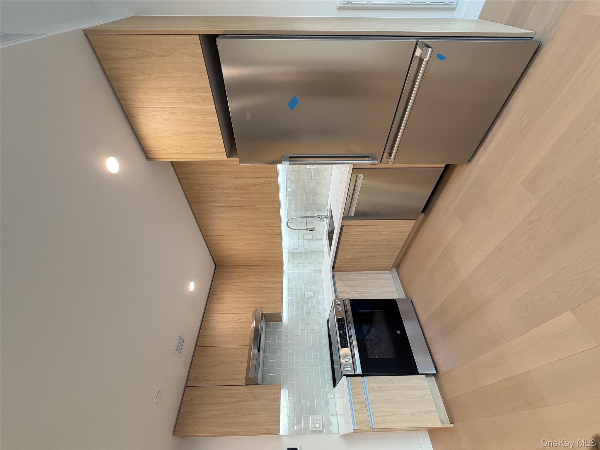 150-02 Northern Boulevard # 3D, Flushing, NY 11354