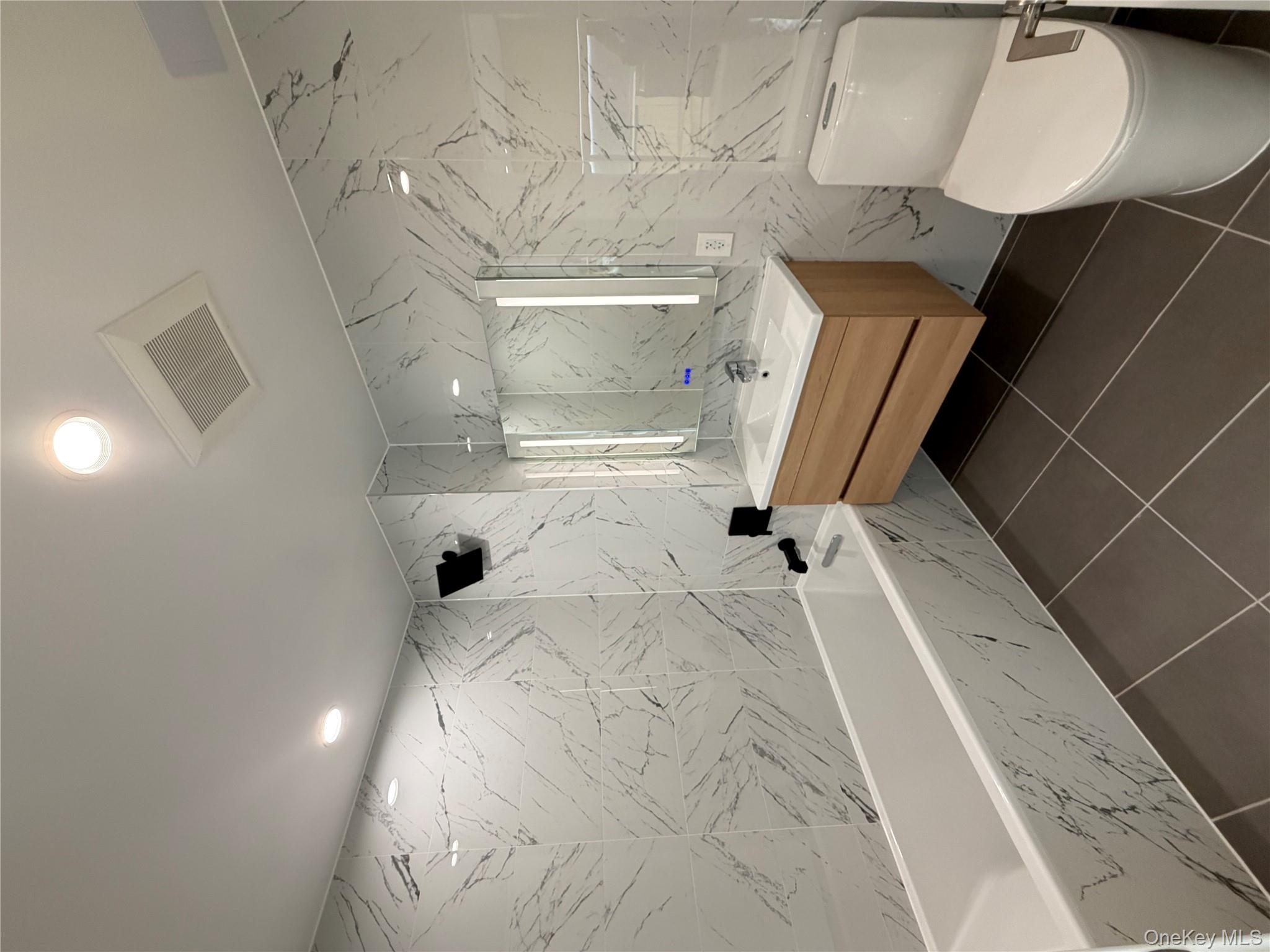 150-02 Northern Boulevard # 4F, Flushing, NY 11354