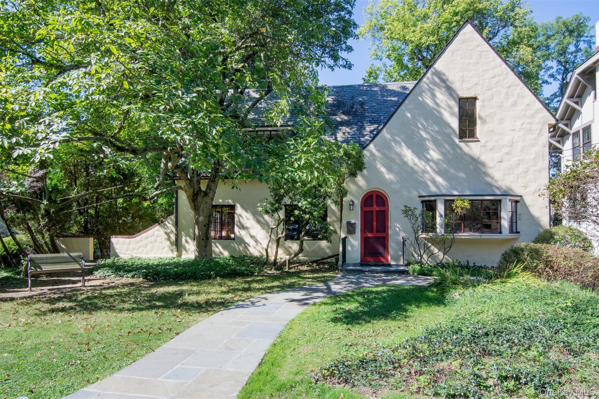 89 Euclid Avenue, Hastings-on-Hudson, NY 10706