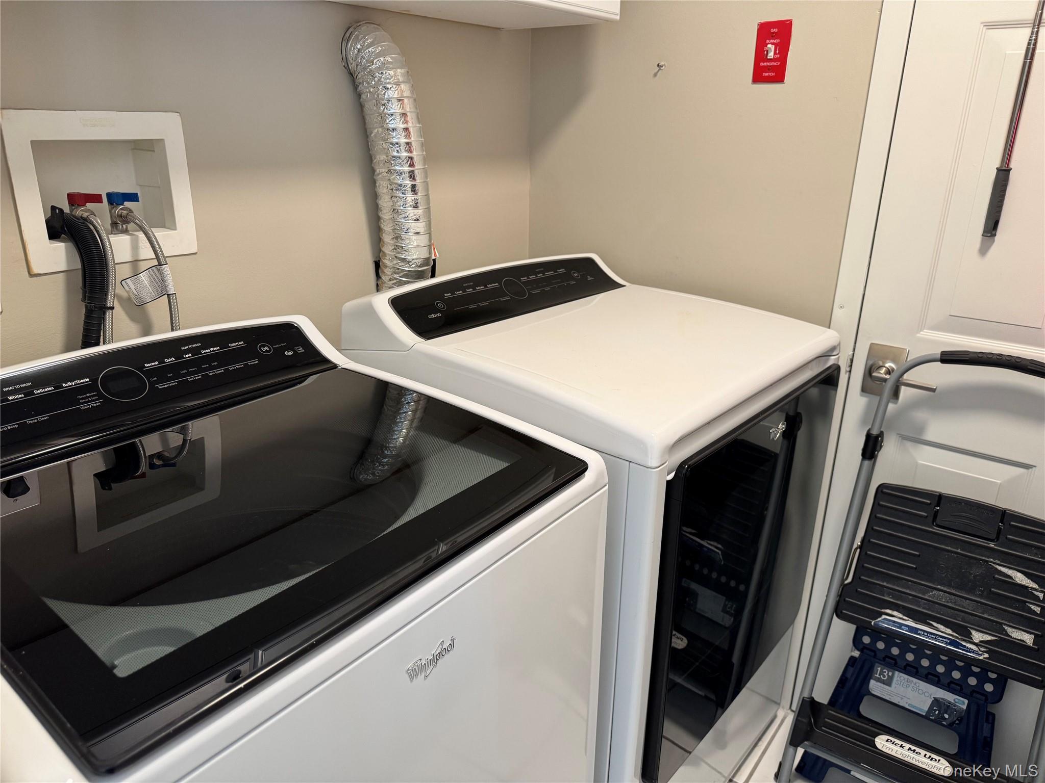 910 Altessa Boulevard, Melville, NY 11747