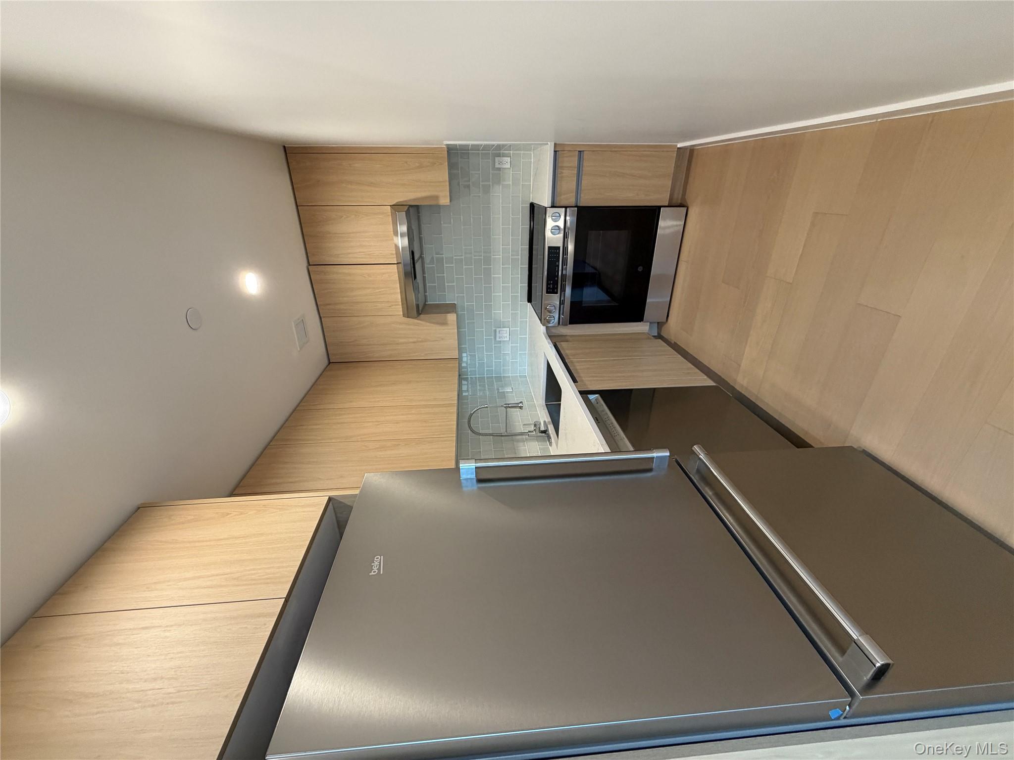 150-02 Northern Boulevard # 5J, Flushing, NY 11354