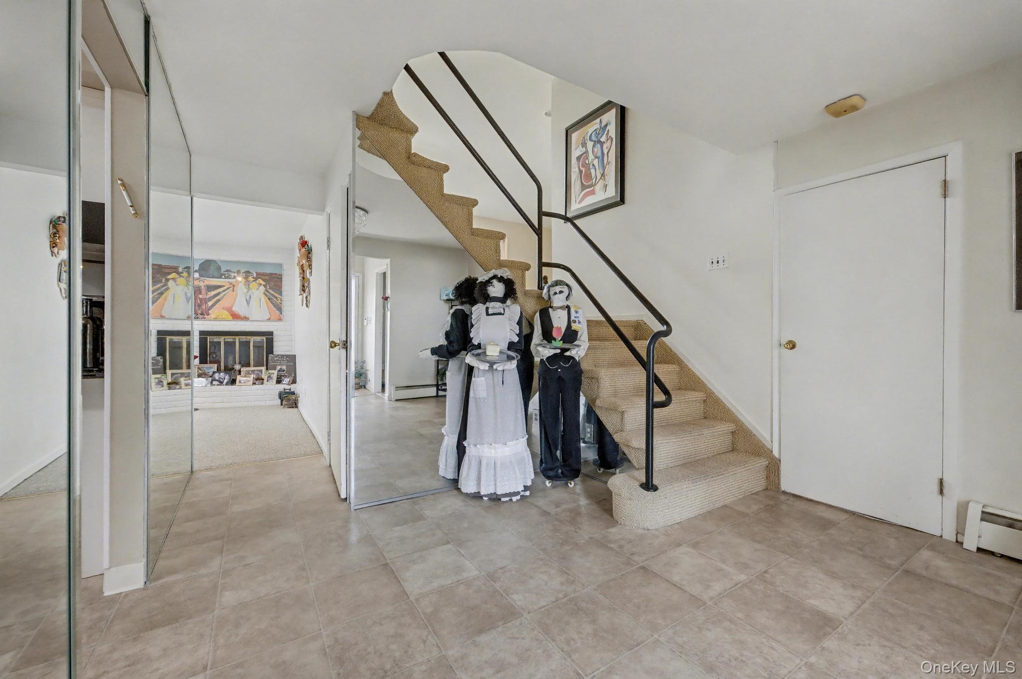 111 Shinbone Lane, Commack, NY 11725