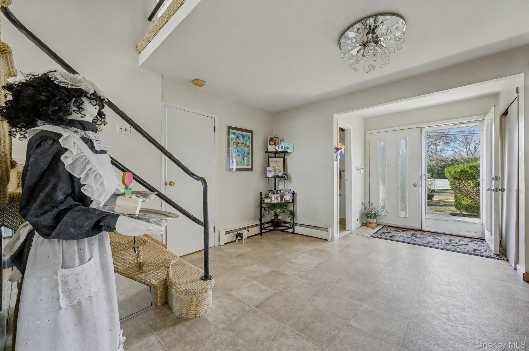 111 Shinbone Lane, Commack, NY 11725