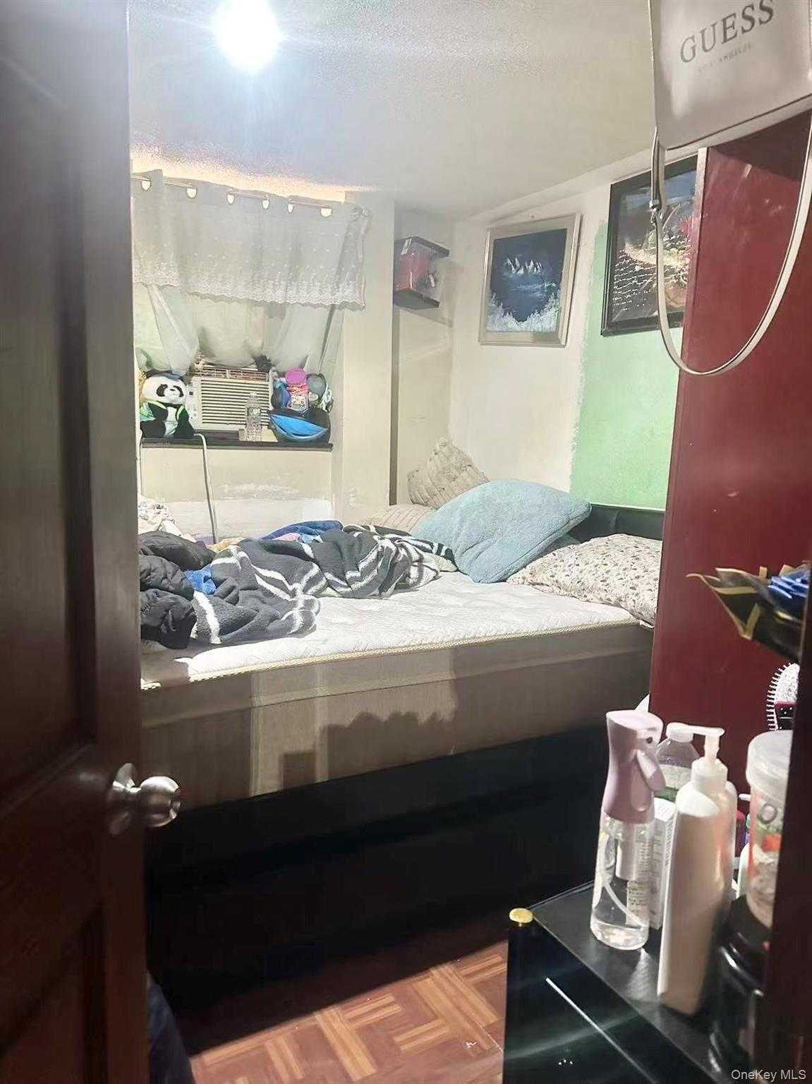 5622 Van Cleef Street, Corona, NY 11368