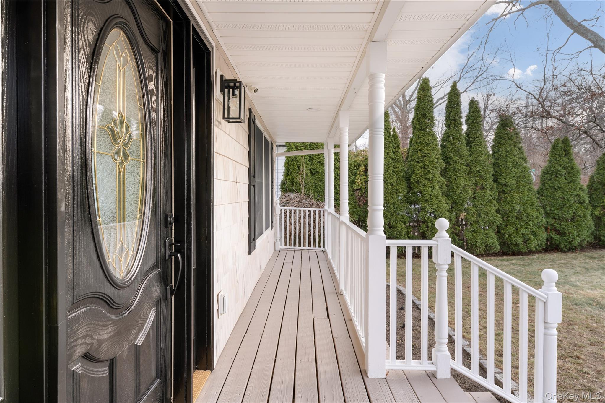 7 Atlantic Drive, Sound Beach, NY 11789