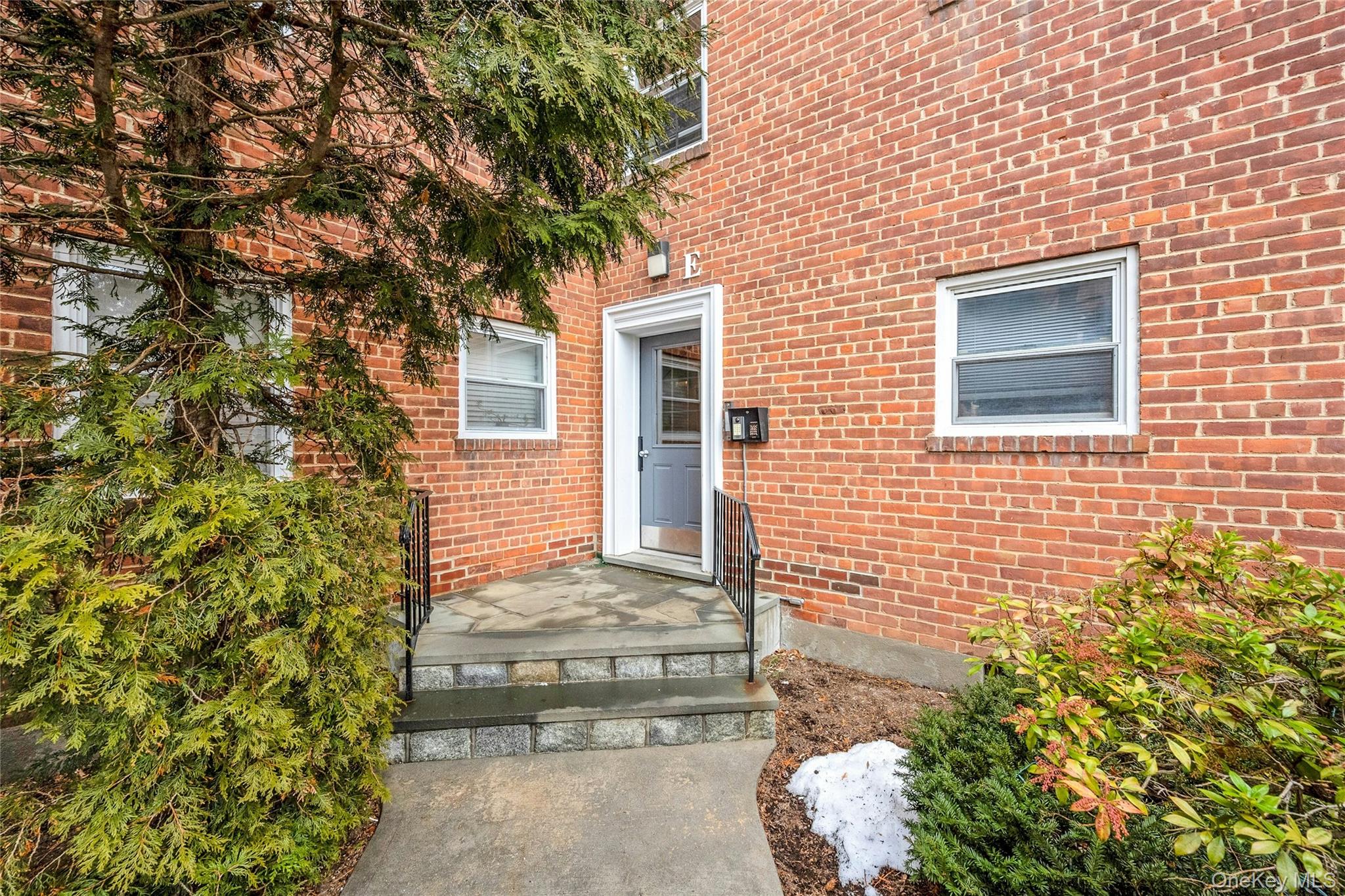 330 S Broadway # E9, Tarrytown, NY 10591