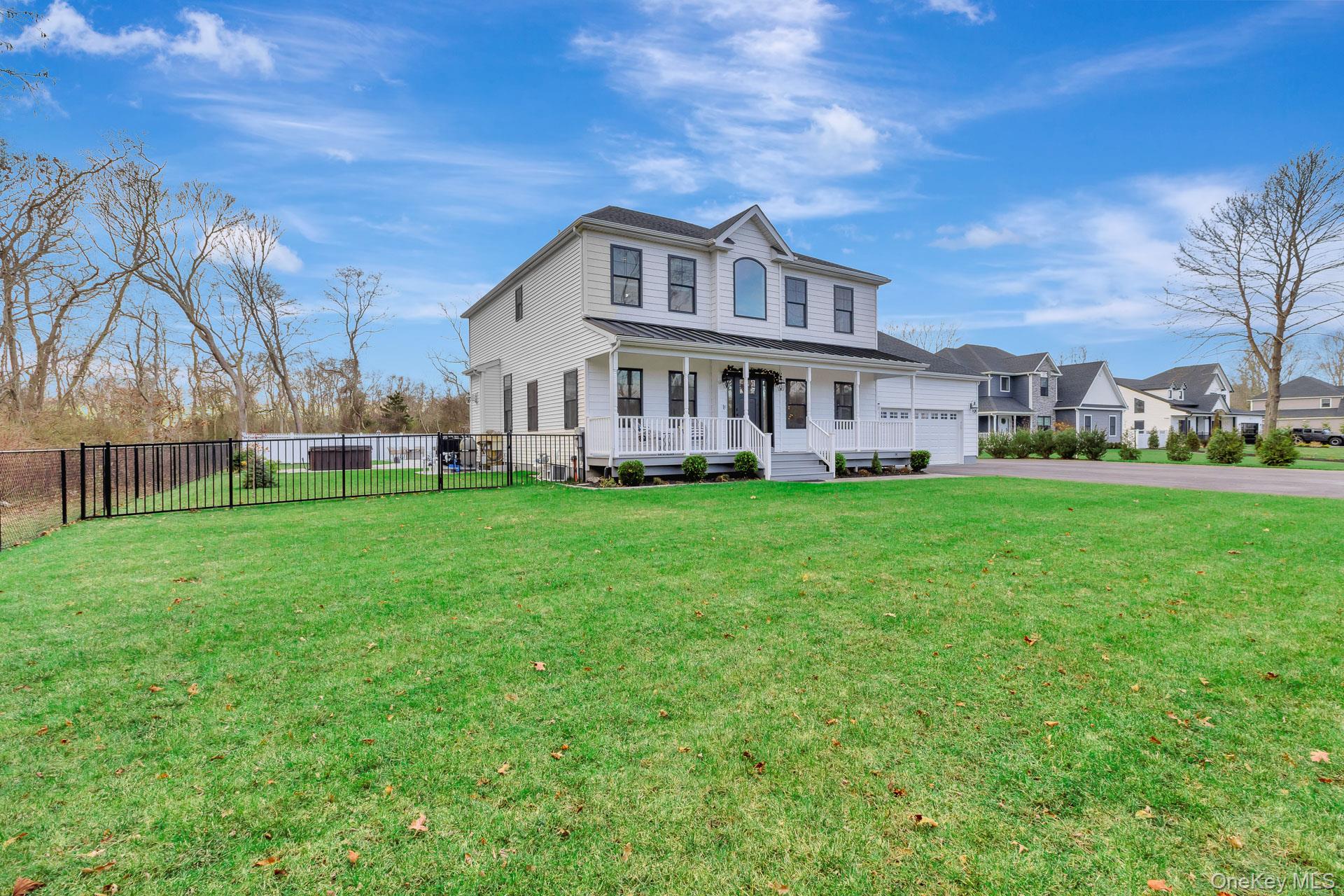 15 Shaw Lane, East Moriches, NY 11940