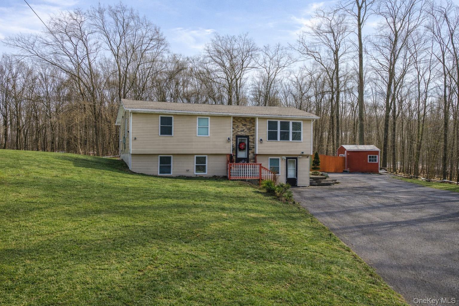 171 High Barney Road, Middletown, NY 10940