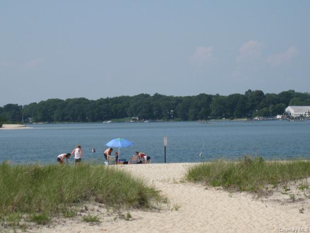 470 Goose Creek Lane, Southold, NY 11971