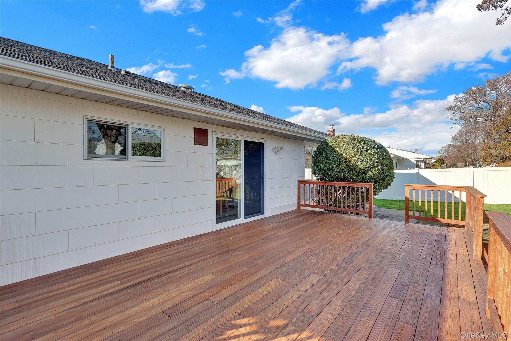 607 Saint George Avenue, North Babylon, NY 11703