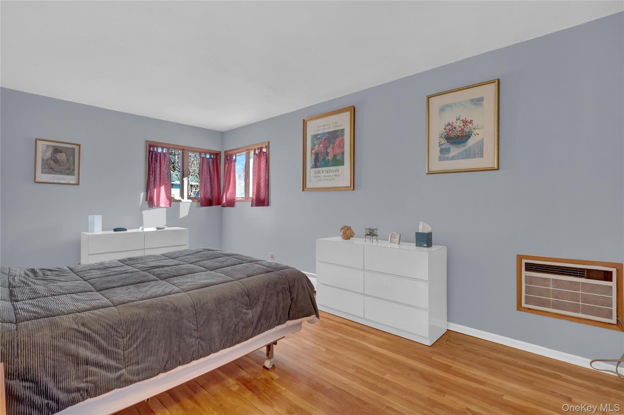 607 Saint George Avenue, North Babylon, NY 11703