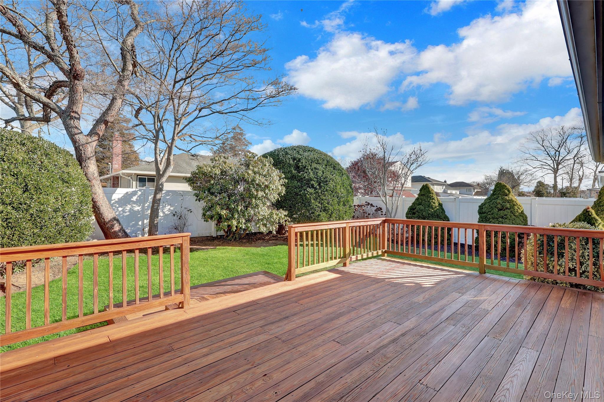 607 Saint George Avenue, North Babylon, NY 11703