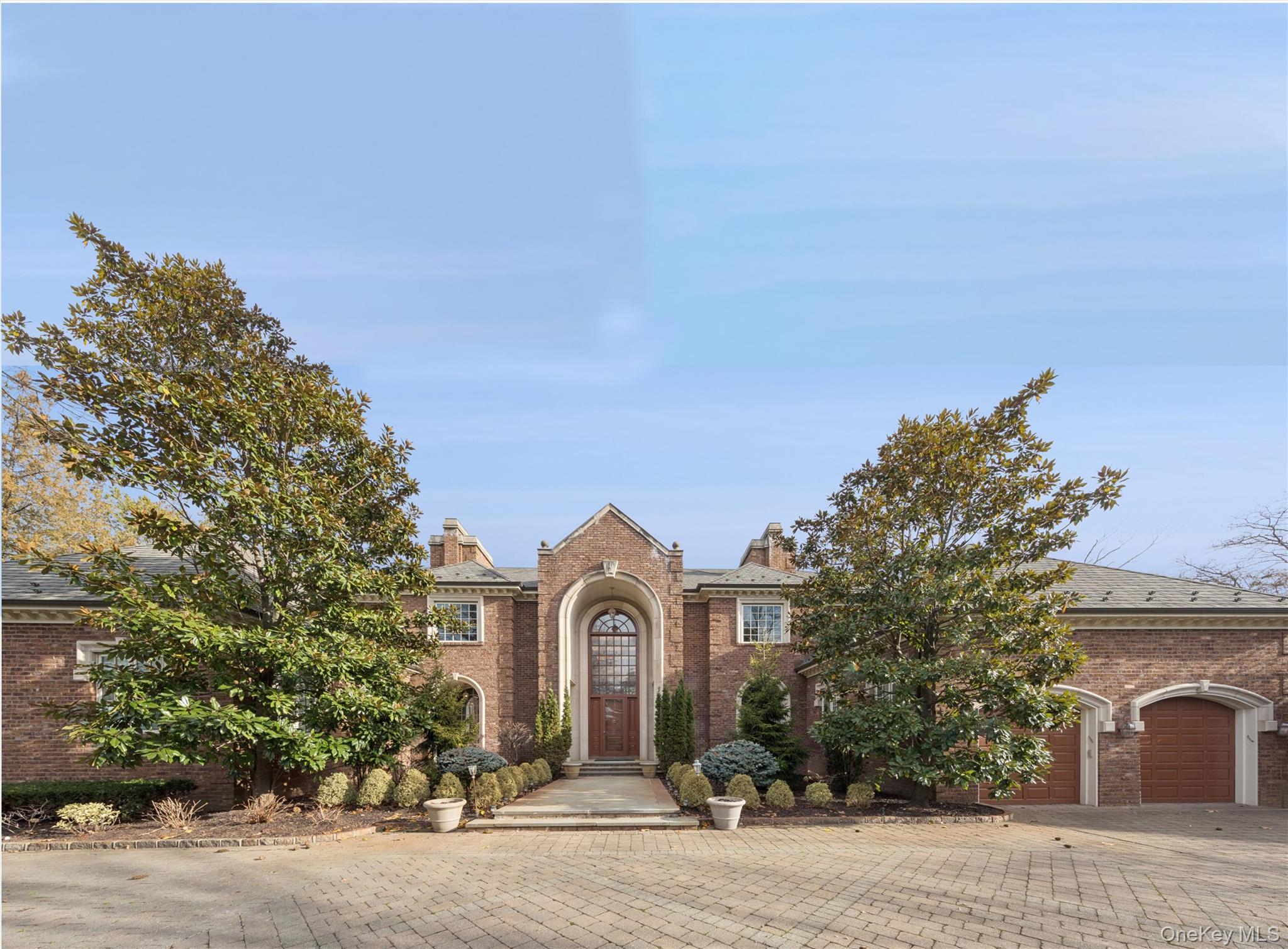 22 Willow Road, Woodsburgh, NY 11598