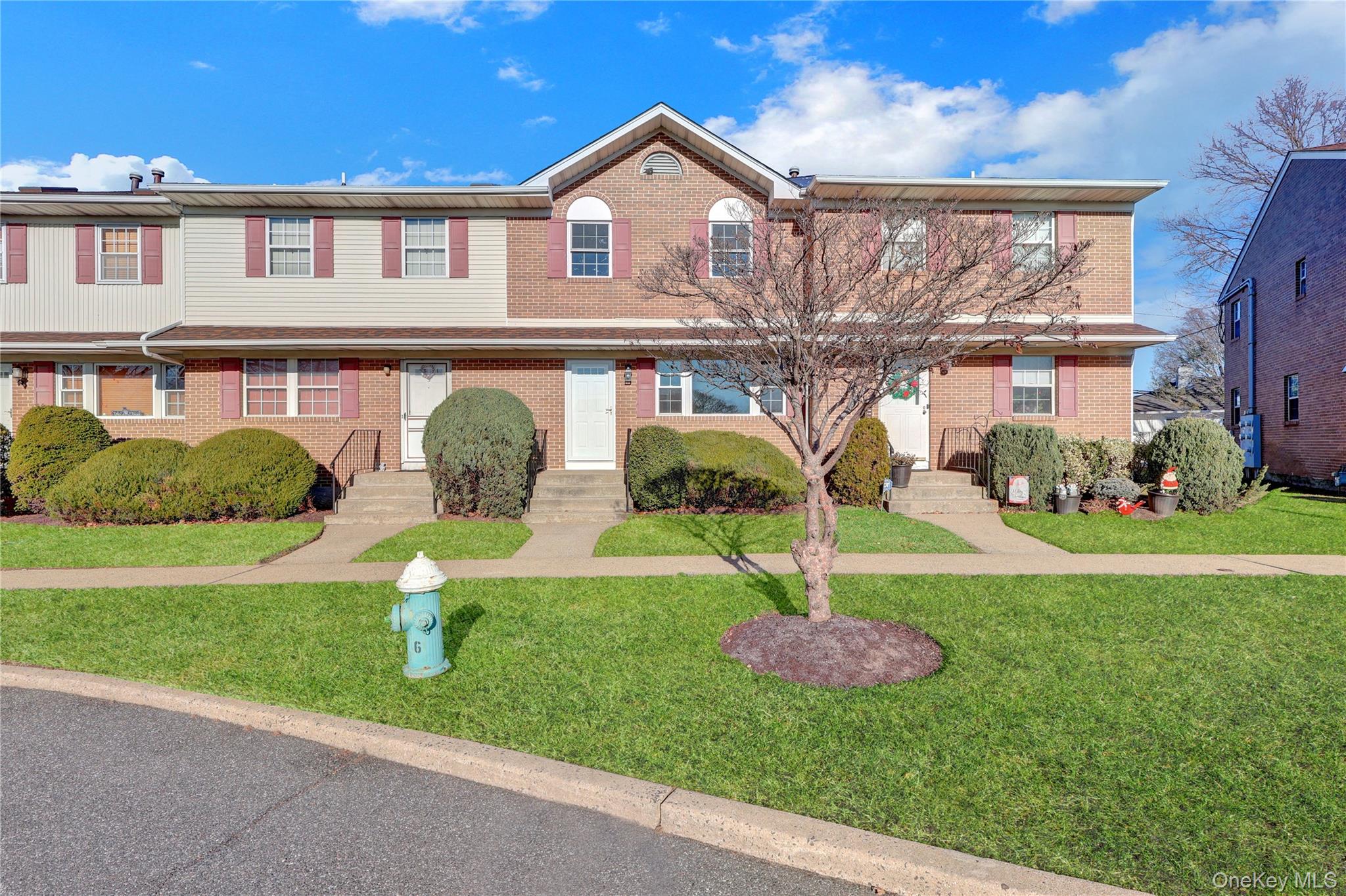 815 Franklin Avenue # 4, Franklin Square, NY 11010