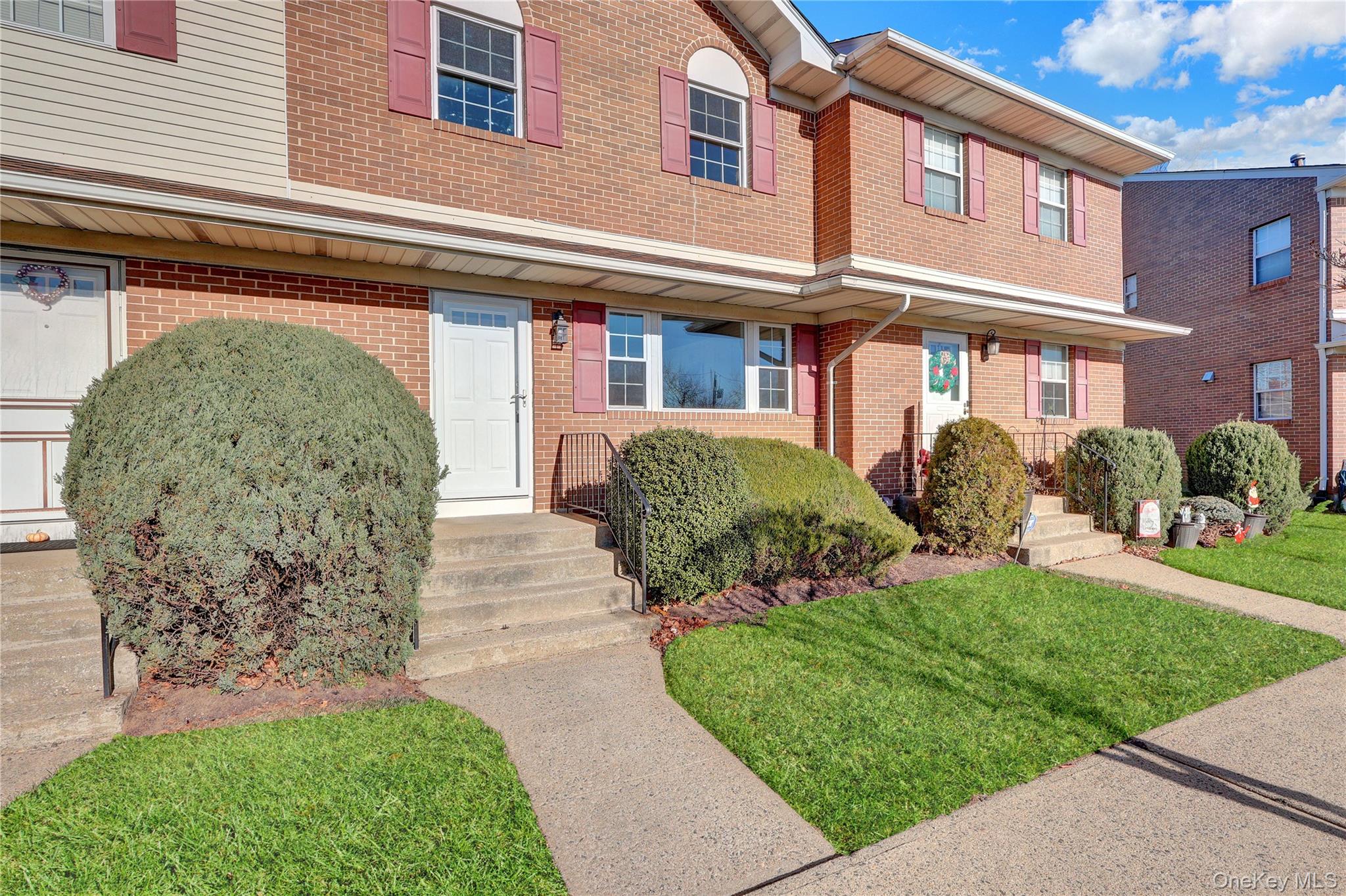 815 Franklin Avenue # 4, Franklin Square, NY 11010