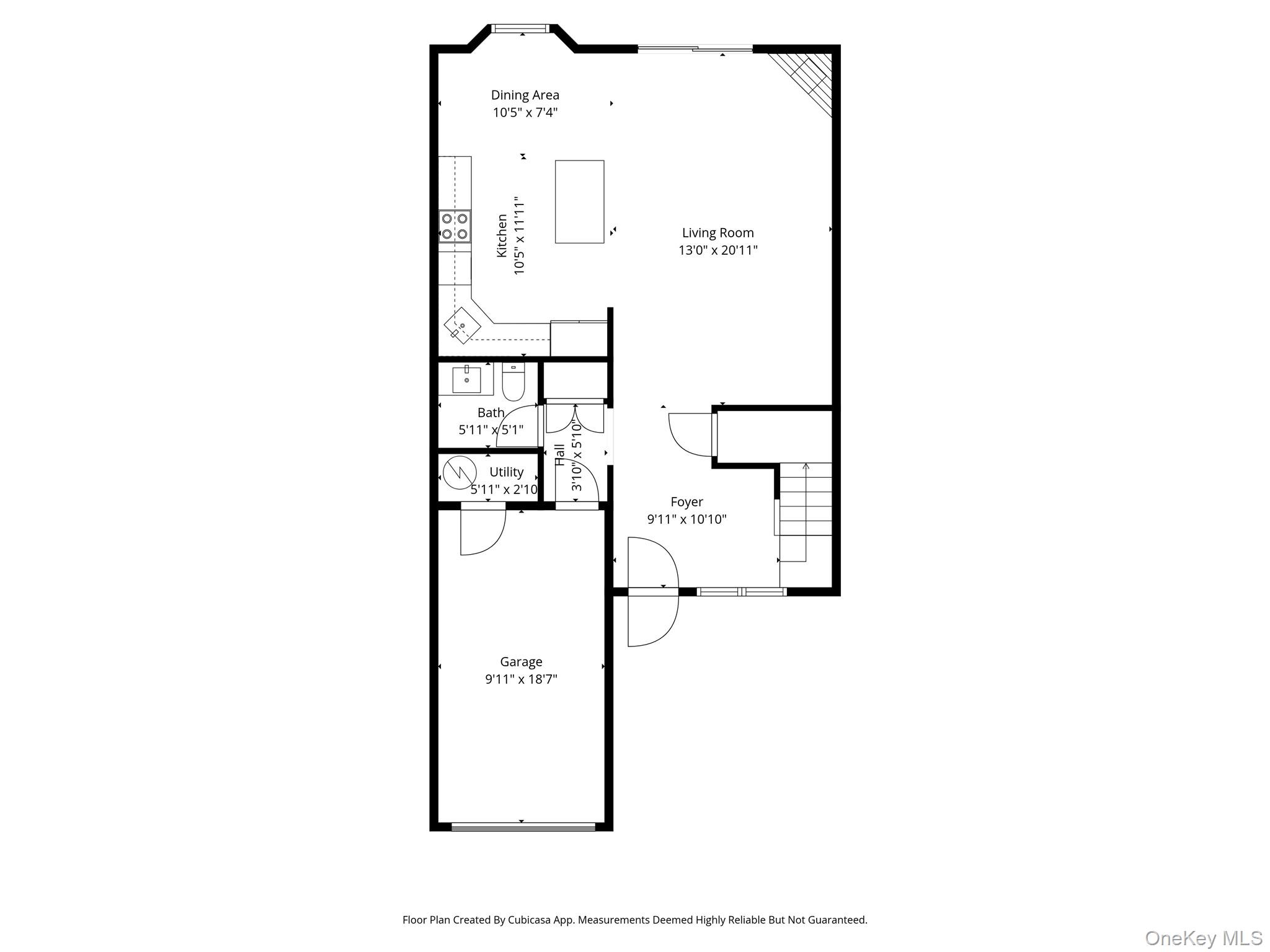 11 Plantation Drive, Hauppauge, NY 11788