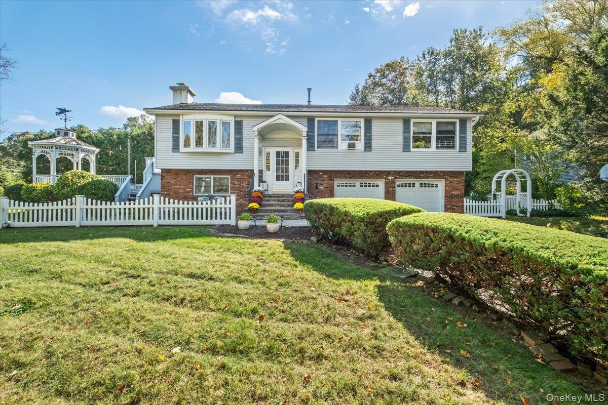 9 Aqueduct Road, Garrison, NY 10524