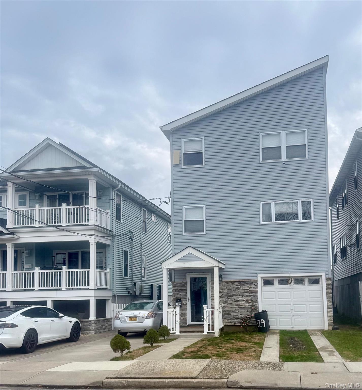 129 Nassau Lane, Island Park, NY 11558