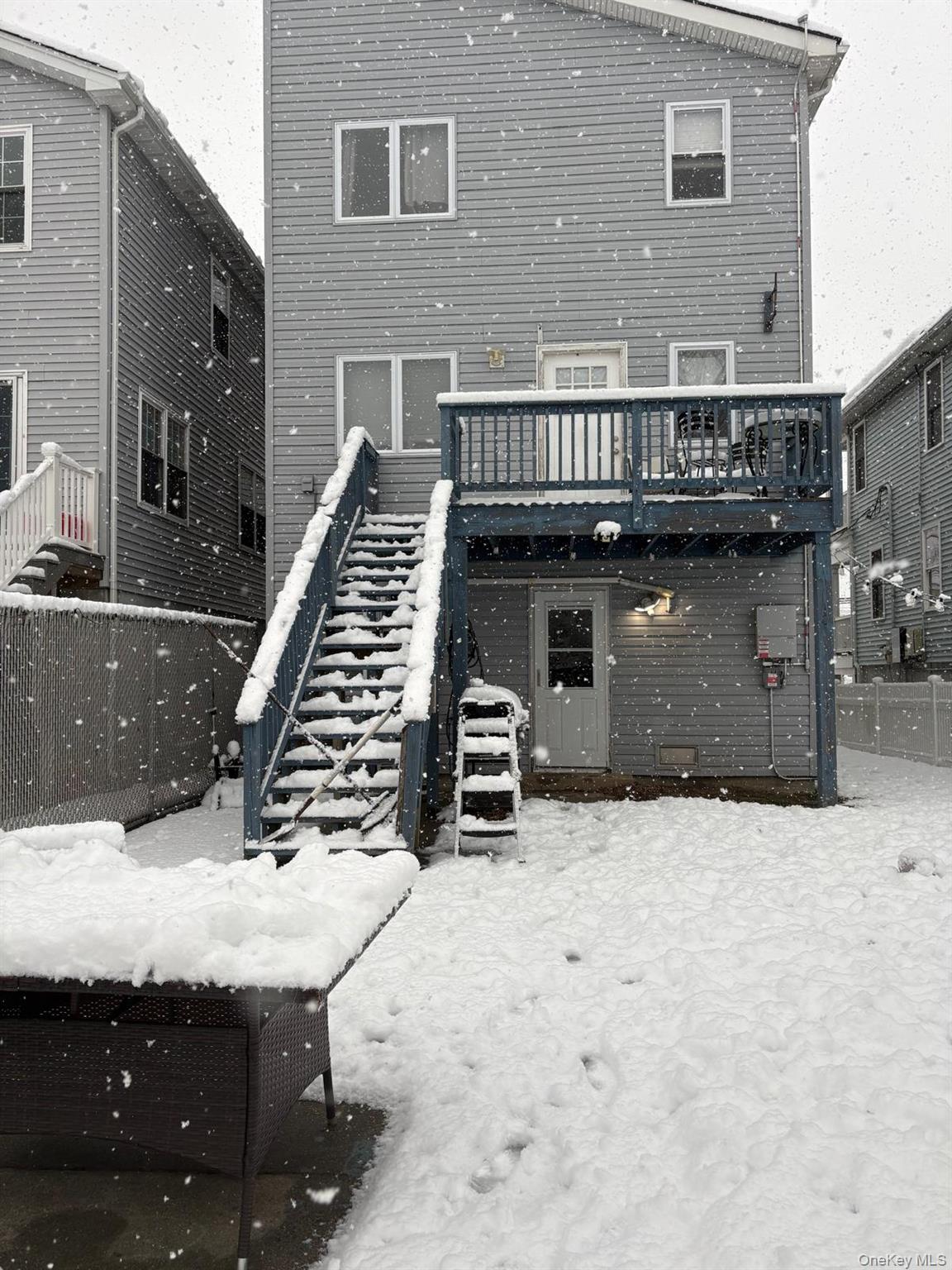 129 Nassau Lane, Island Park, NY 11558