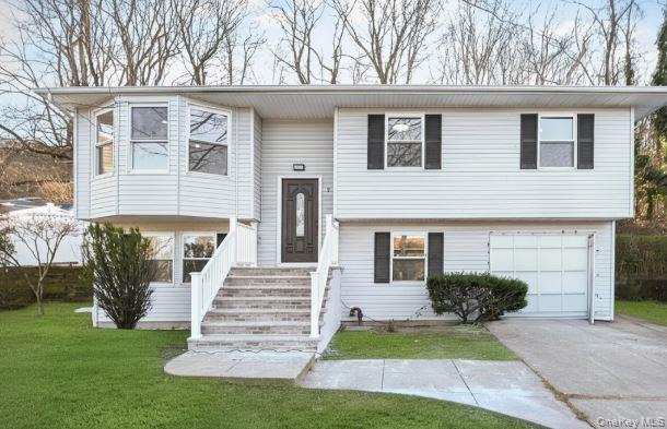 9 Harmony Lane, Glen Cove, NY 11542