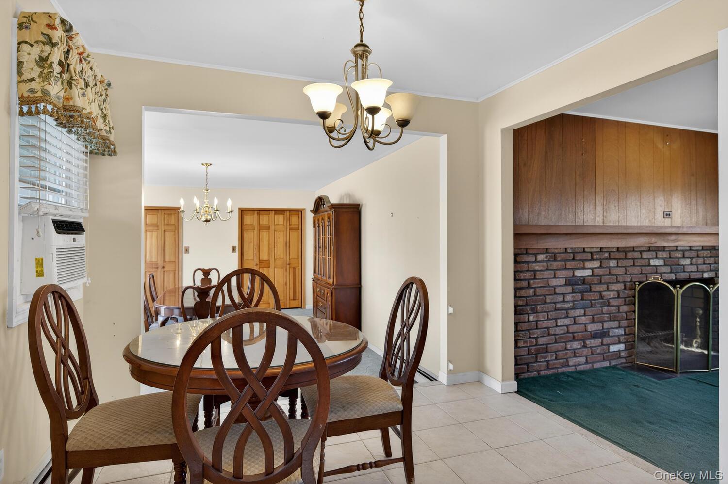 2 Kirkup Street, Bay Shore, NY 11706