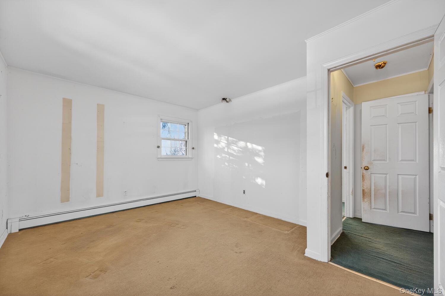 2 Kirkup Street, Bay Shore, NY 11706